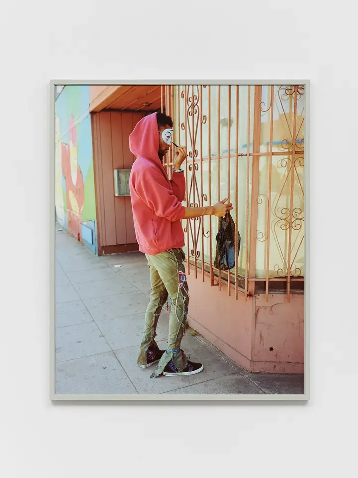 Jeff Wall, Mask maker