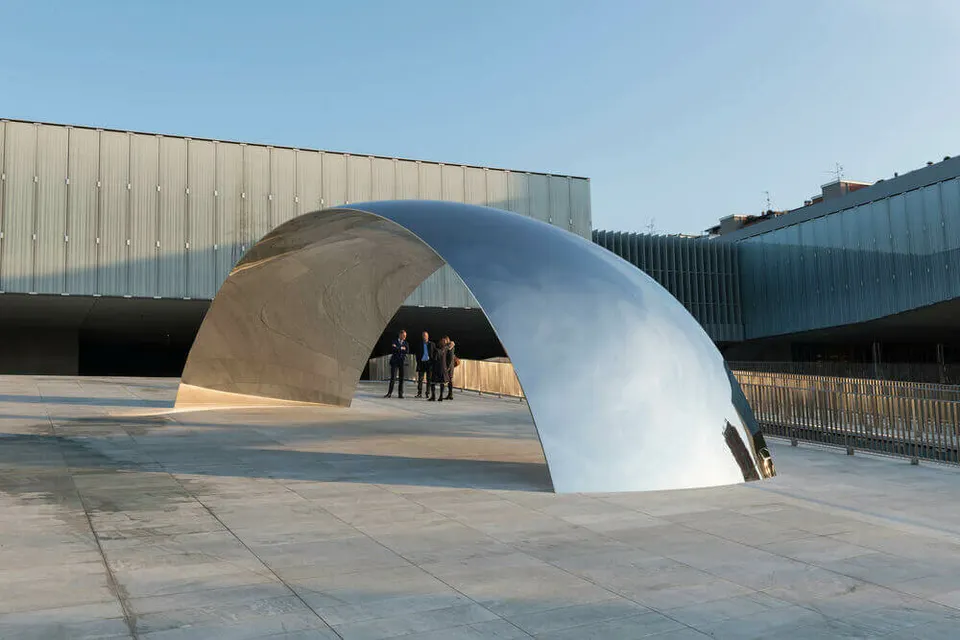 Anish Kapoor, Reach