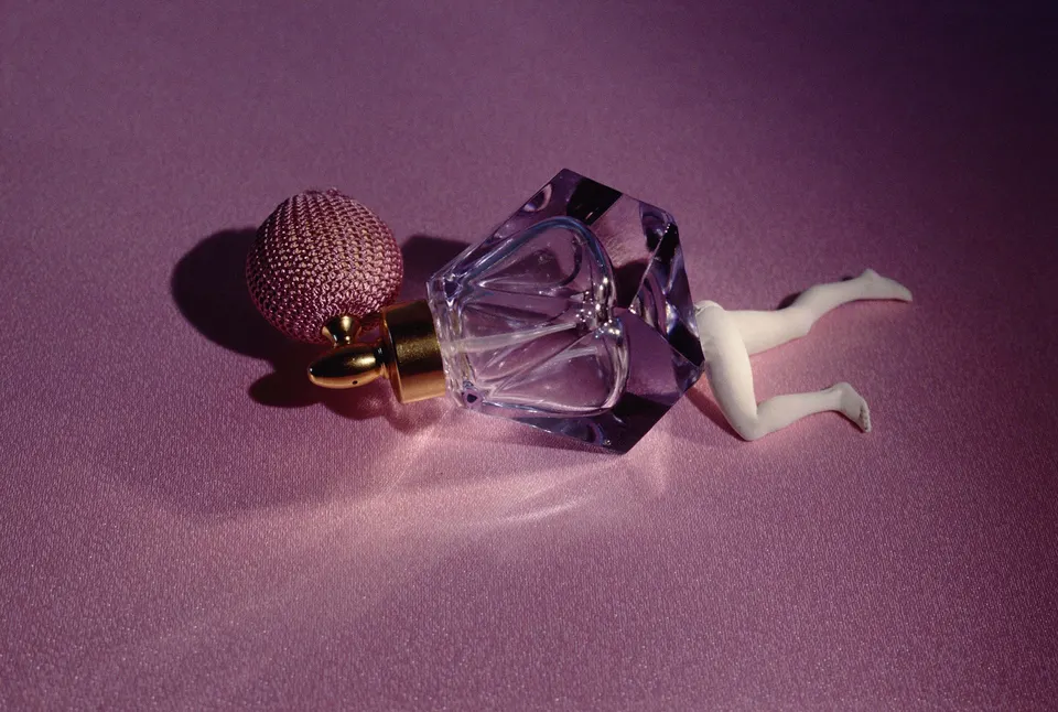 Laurie Simmons, Lying Perfume Bottle (Lavender)