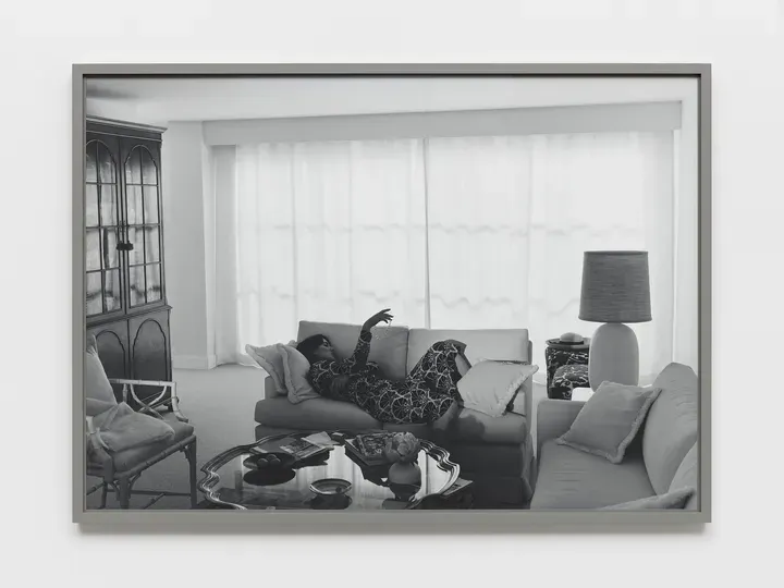 Jeff Wall, A woman with a necklace