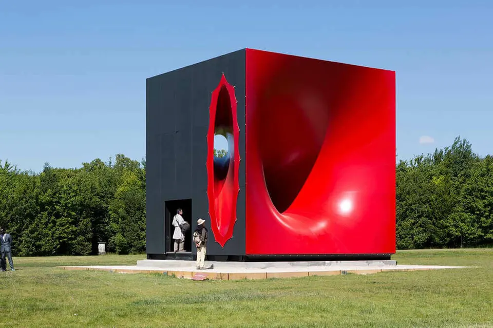 Anish Kapoor, Installation view