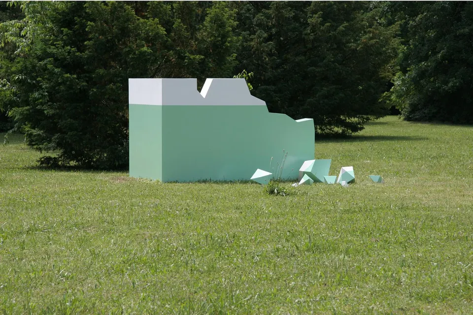Monika Sosnowska, the ruin
