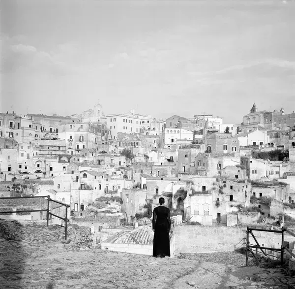Carrie Mae Weems, The Edge of Time - Ancient Rome