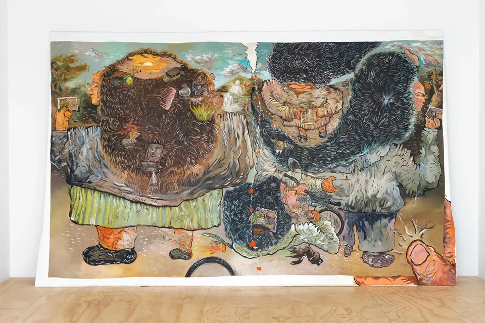 Ali Eyal, Paper, pen, map in a pocket and