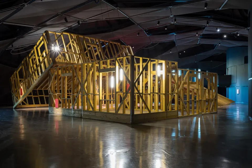 Monica Bonvicini, As Walls Keep Shifting