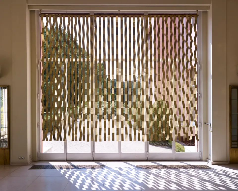 Leonor Antunes, the sensation of being outdoors