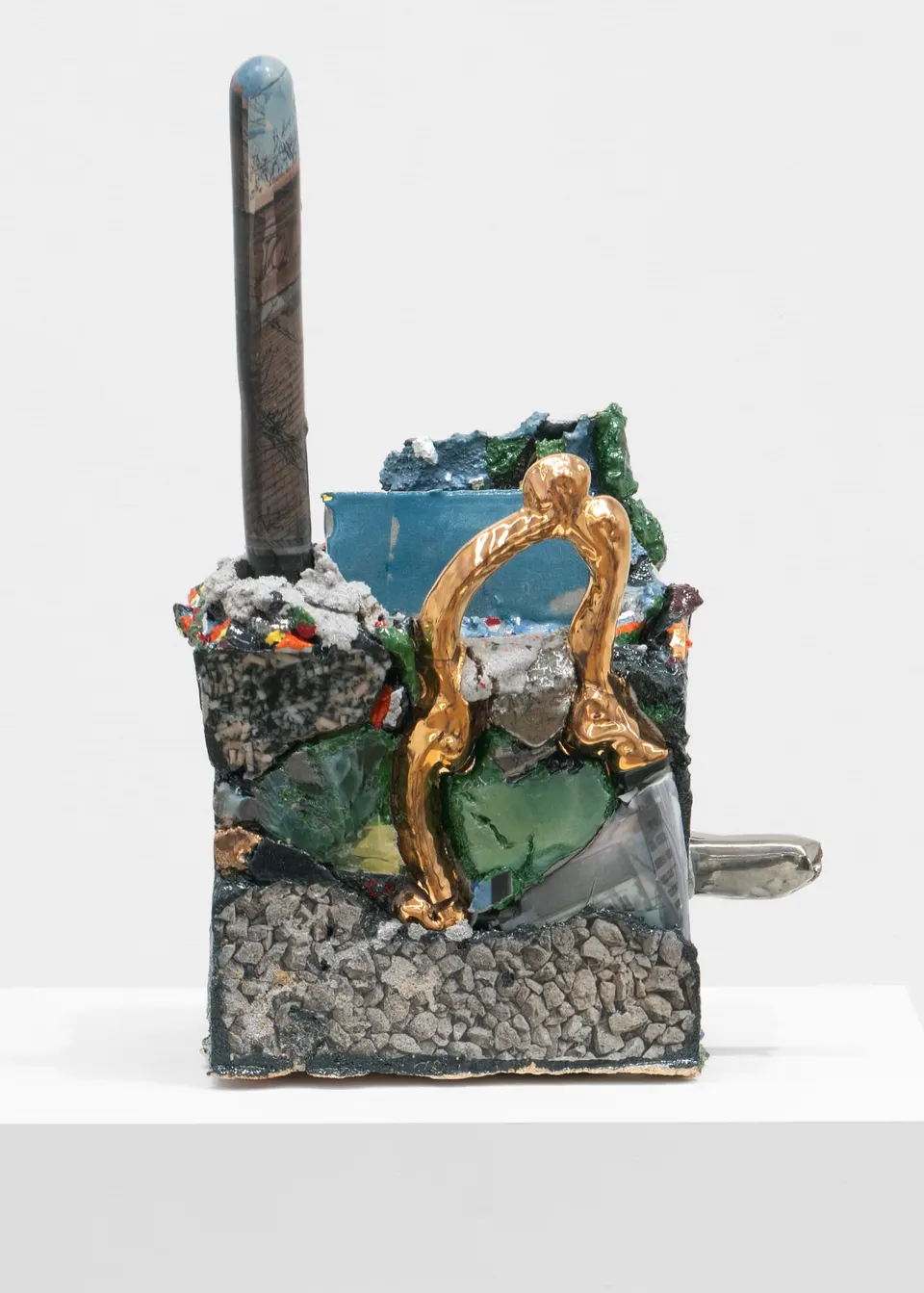 Kahlil Robert Irving, Gold GrainedBOX&Gravel[Handle {Terracotta = Architectural Ornament}]news