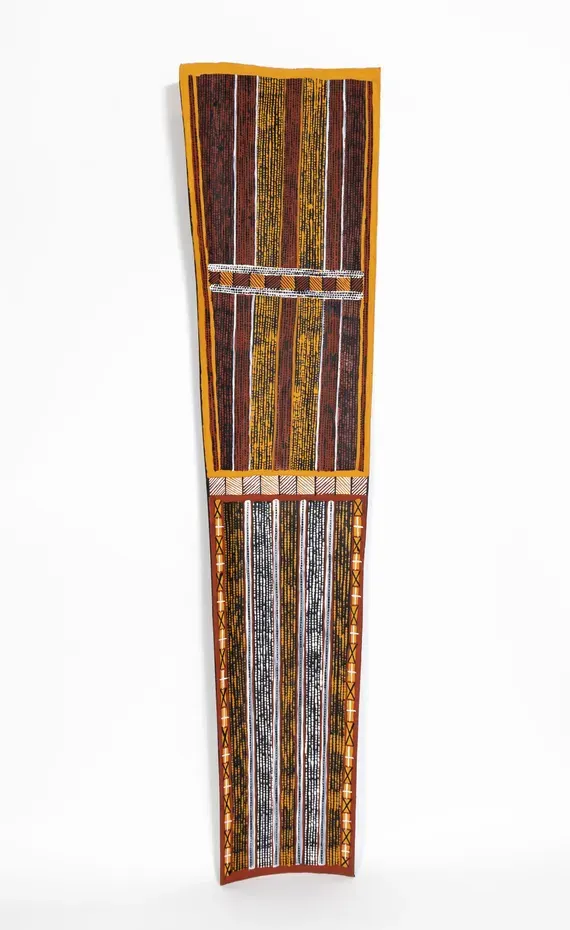 Pedro Wonaeamirri, Pwoja (toothed ironwood comb) 221-26