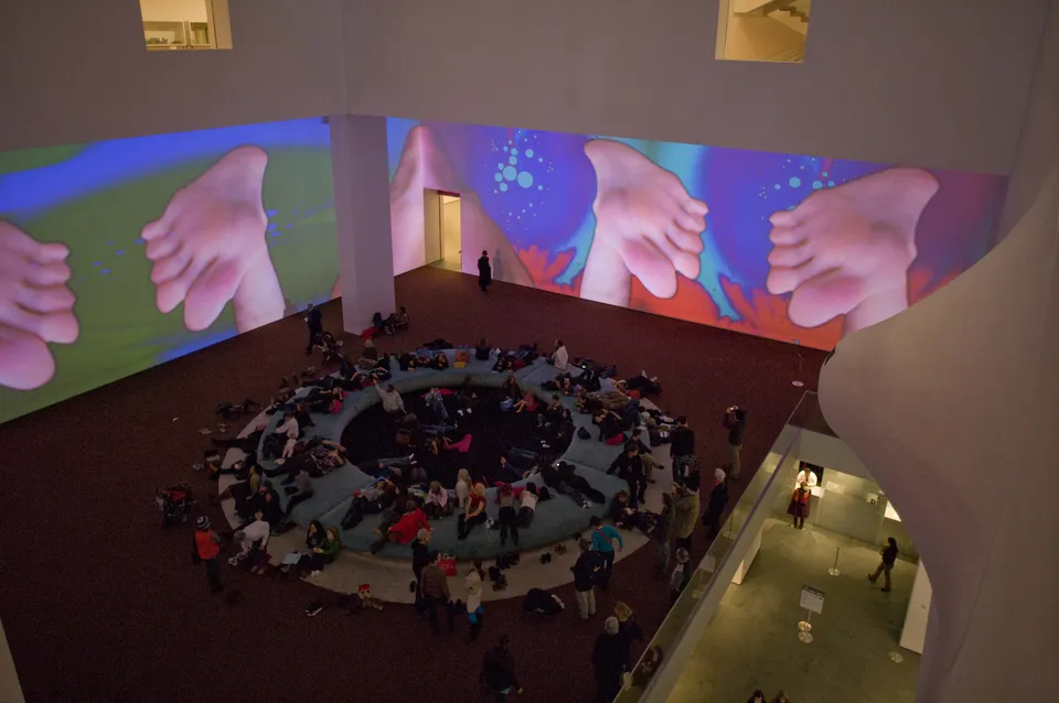 Pipilotti Rist, Pour Your Body Out (7354 Cubic Meters)