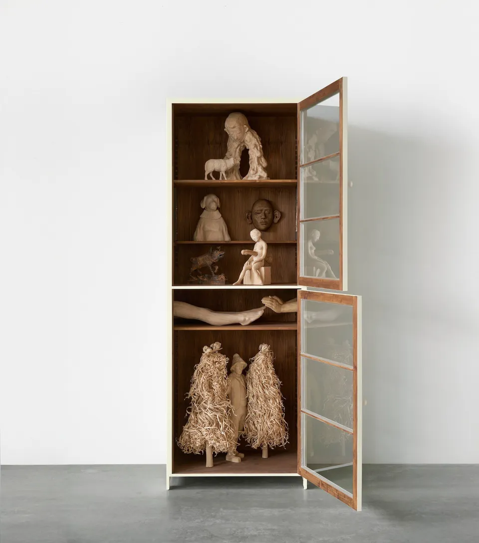 Paloma Varga Weisz, Cabinet