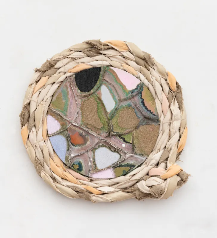Elaine Stocki, Faultine