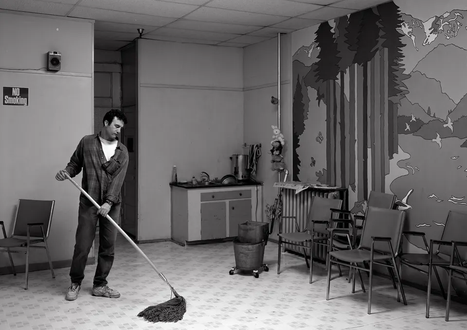 Jeff Wall, Volunteer
