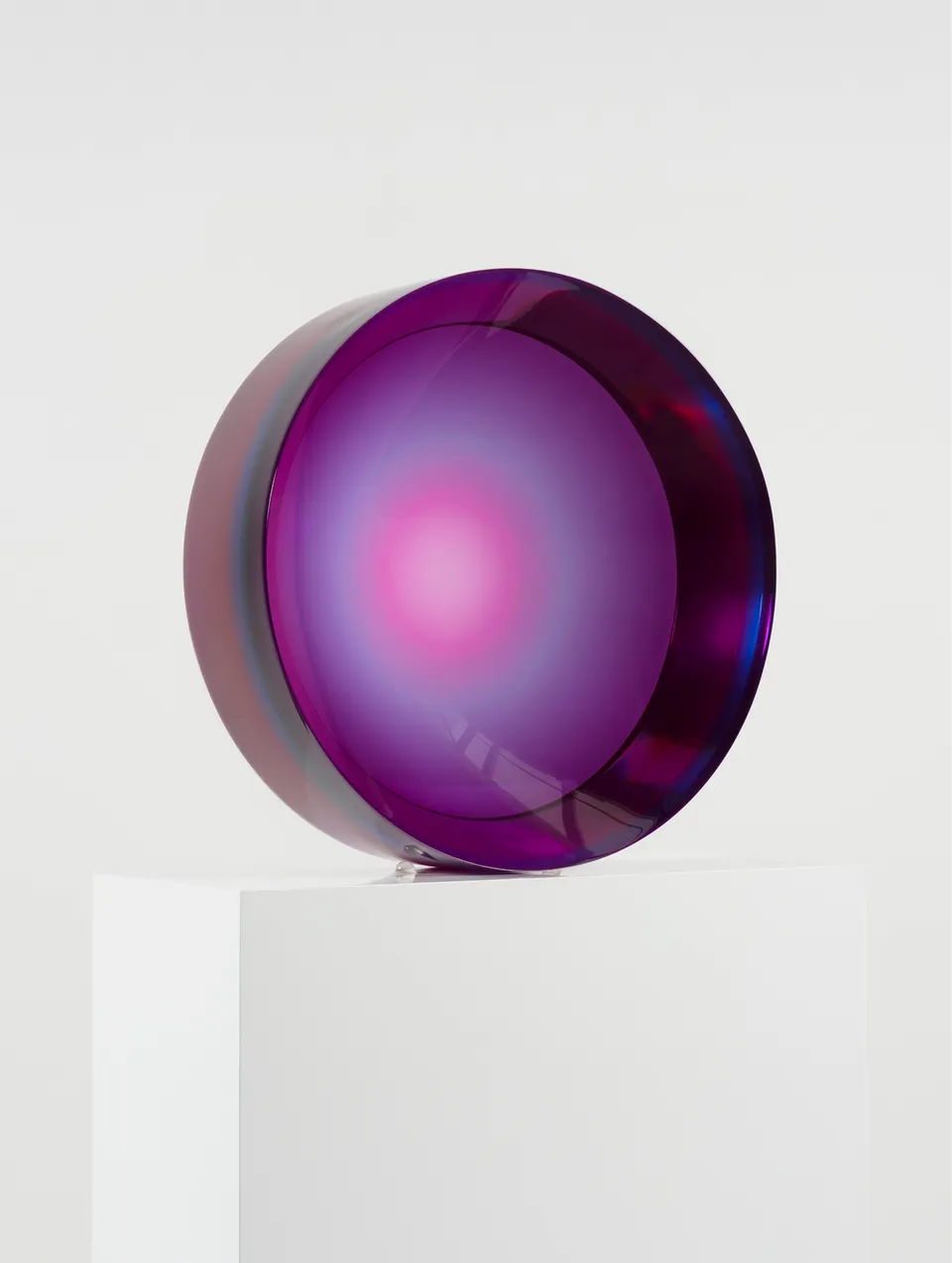 Fred Eversley, Untitled (parabolic lens)