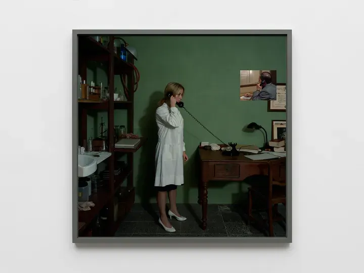 Jeff Wall, Informant: An occurrence not described in chapter 6, part 3 of Últimas tardes con Teresa by Juan