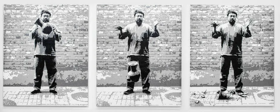 Ai Weiwei, Dropping a Han Dynasty Urn
