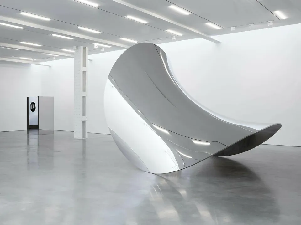 Anish Kapoor, Installation view
