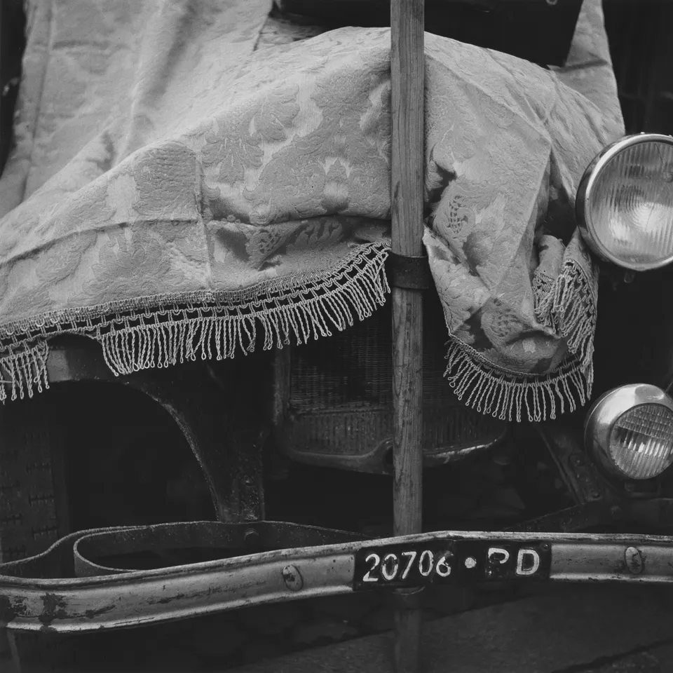 ROBERT RAUSCHENBERG, Rome Flea Market (V)