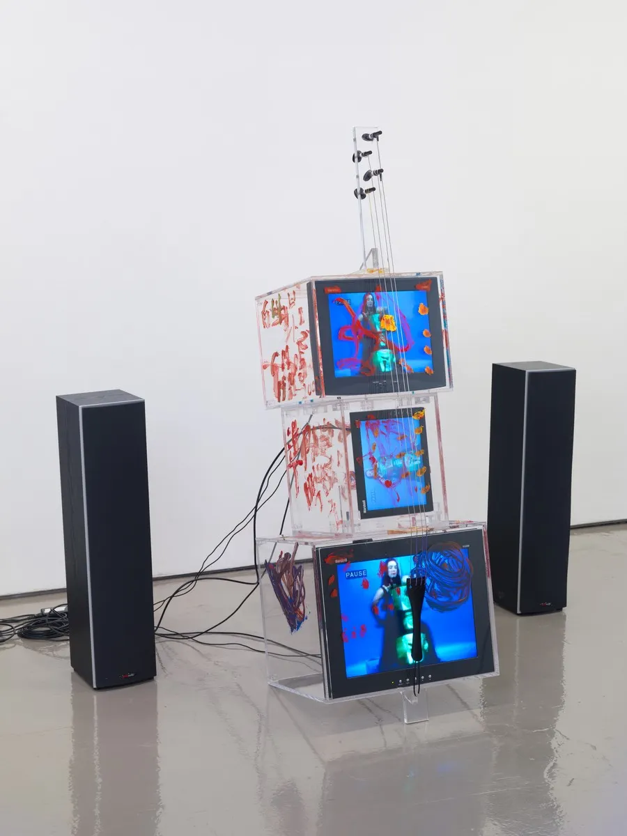 Nam June Paik, TV Cello