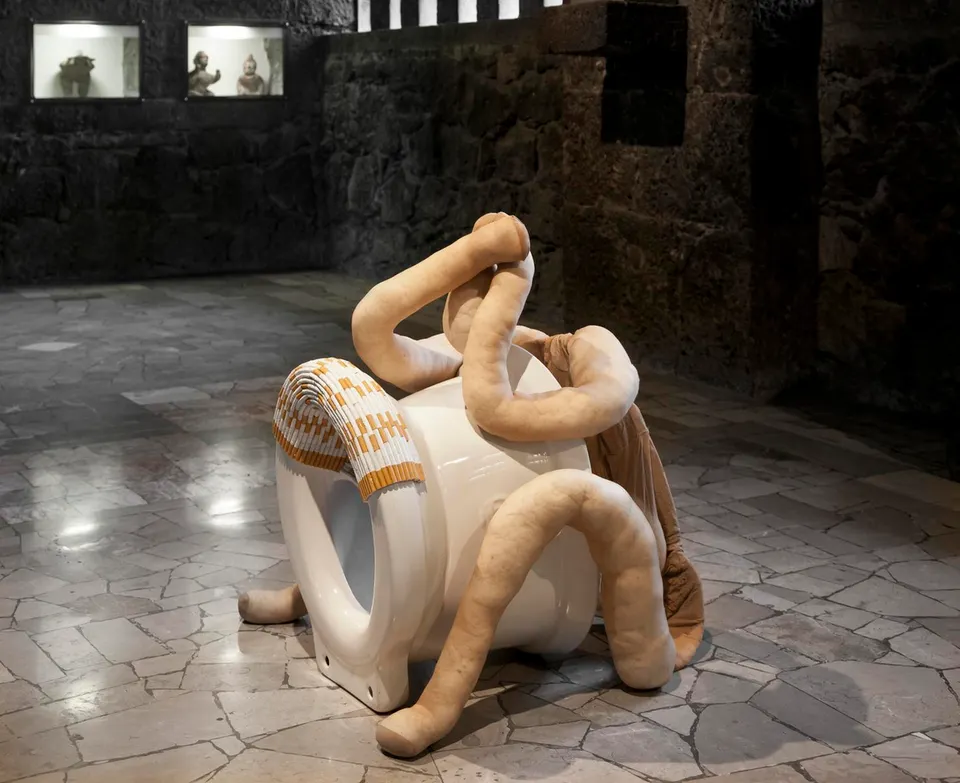Sarah Lucas, nuds
