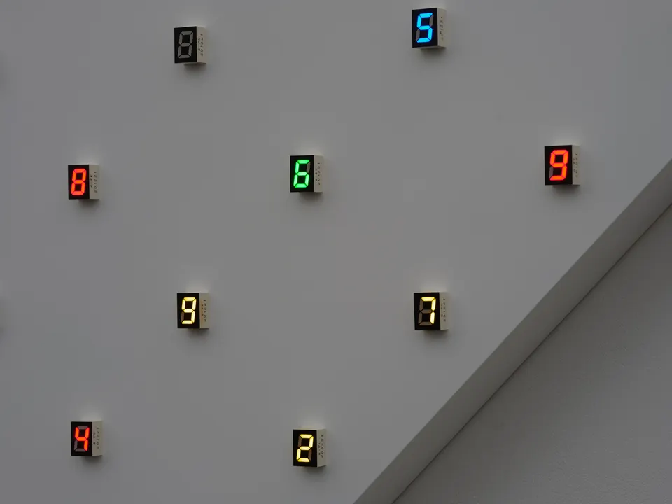 Tatsuo Miyajima, Keep Changing (Mondrian) - no.3