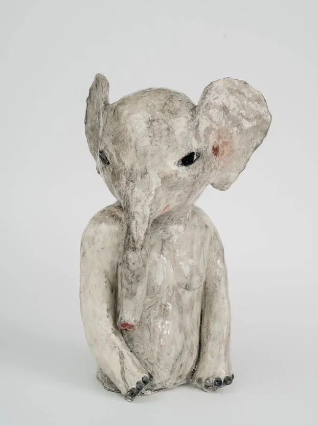 Klara Kristalova, Elephant
