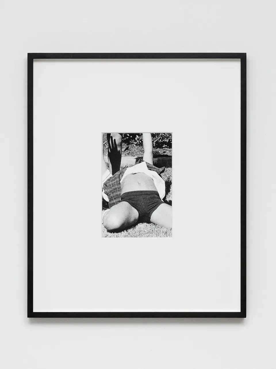 Talia Chetrit, hand shadow