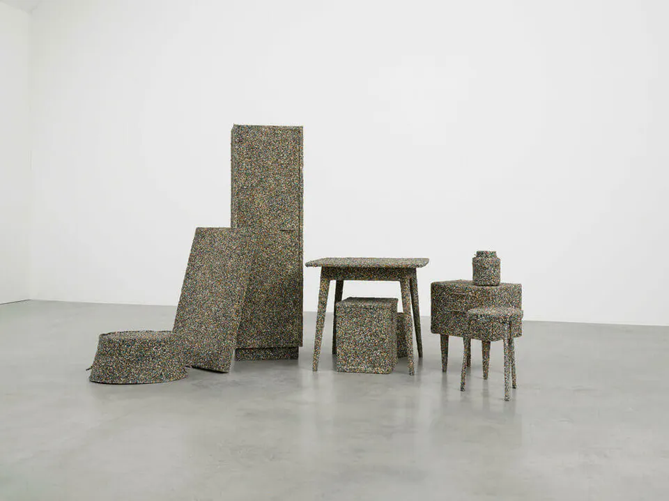 Tony Cragg, Still Life: Belongings