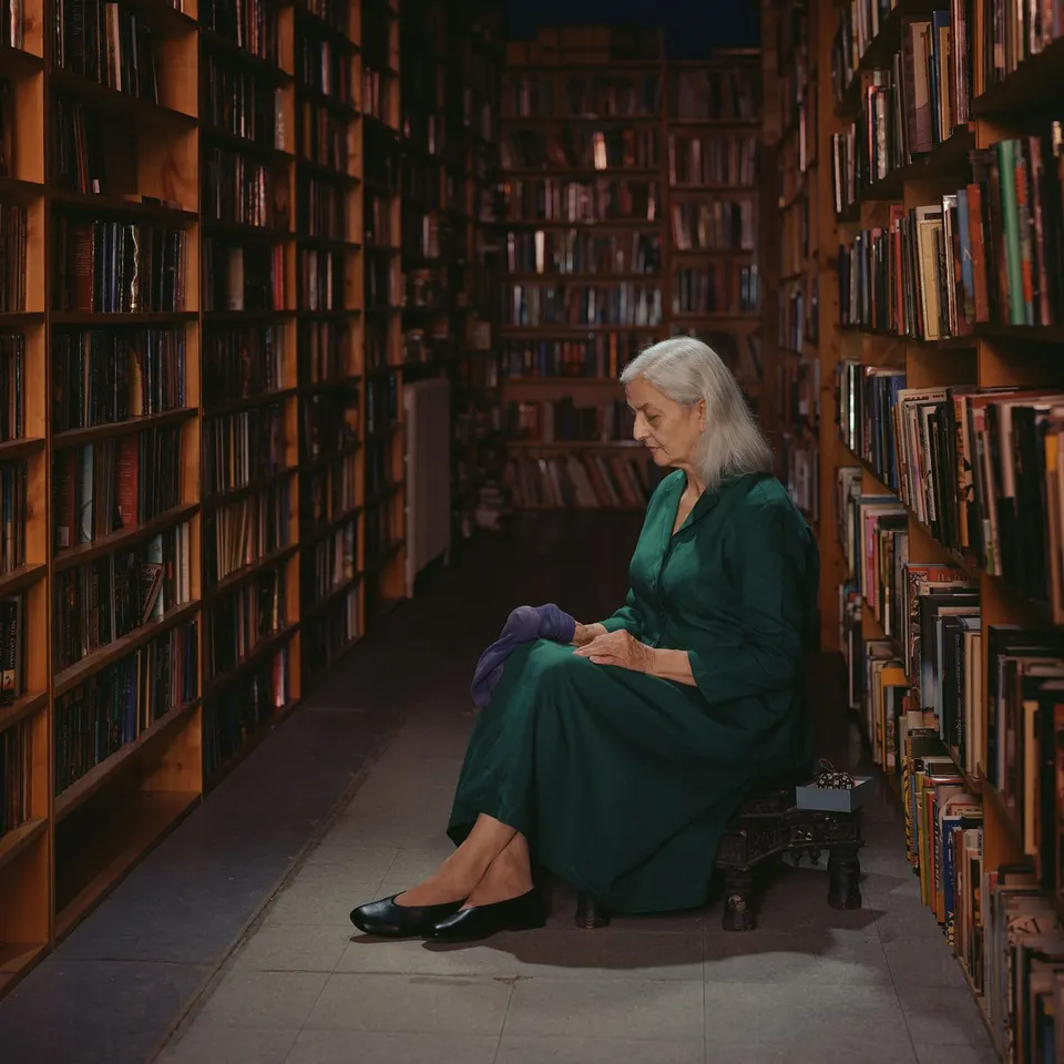 Jeff Wall, Maquette for a monument / to the contemplation / of the possibility of mending / a hole in a sock
