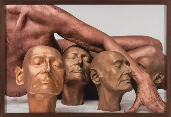 Julie Rrap, Un-Becoming Monuments #11