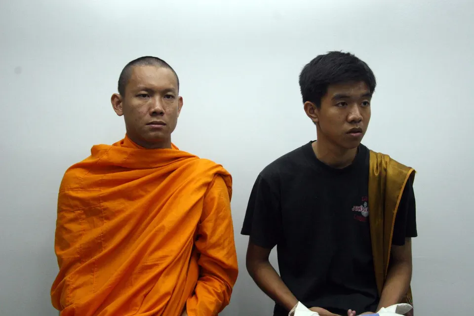 Apichatpong Weerasethakul, syndromes and a century / sang sattawat