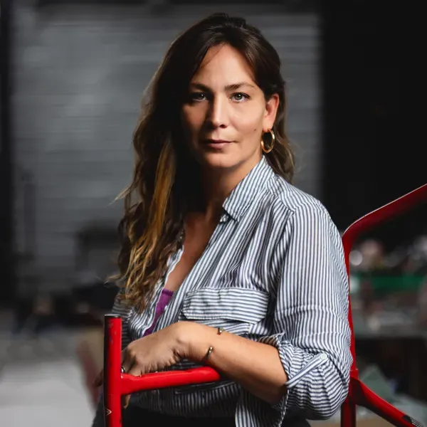 Dora Jeridi, A noite, a travessia, a memória