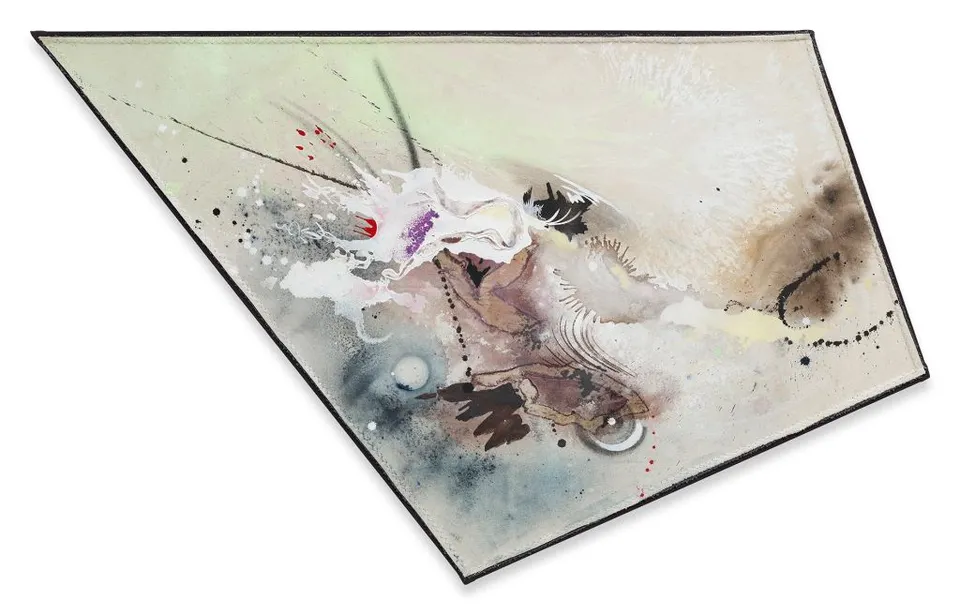 Lucy Dodd, Flight of the Windhorse