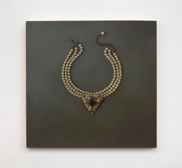 Victoria Gitman, On Display