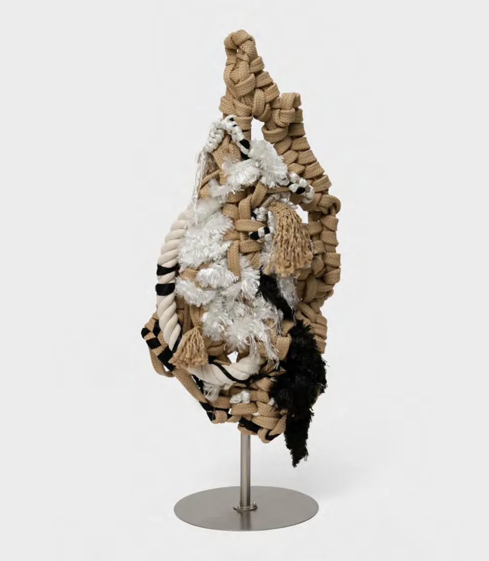 Lisu Vega, La Cueva