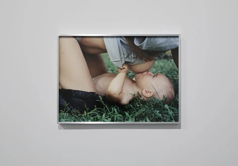 Talia Chetrit, Milk on Back
