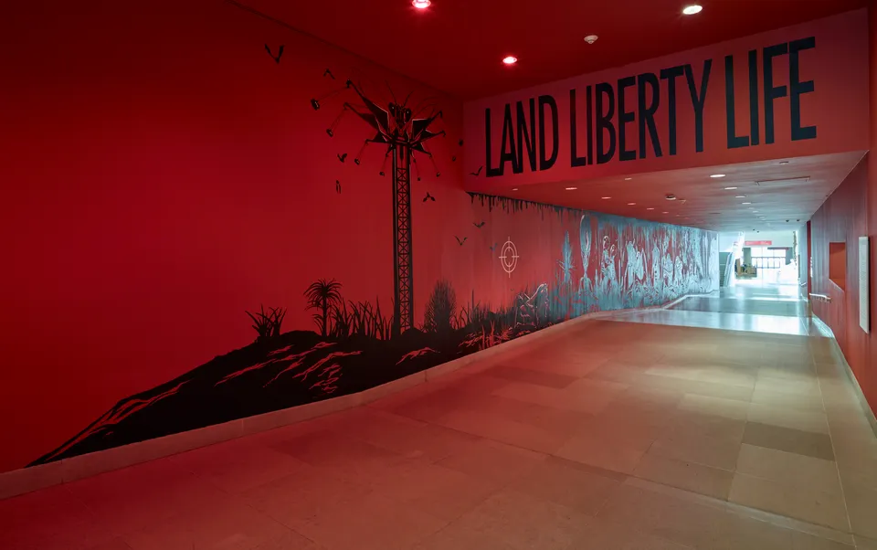 Minerva Cuevas, fine lands