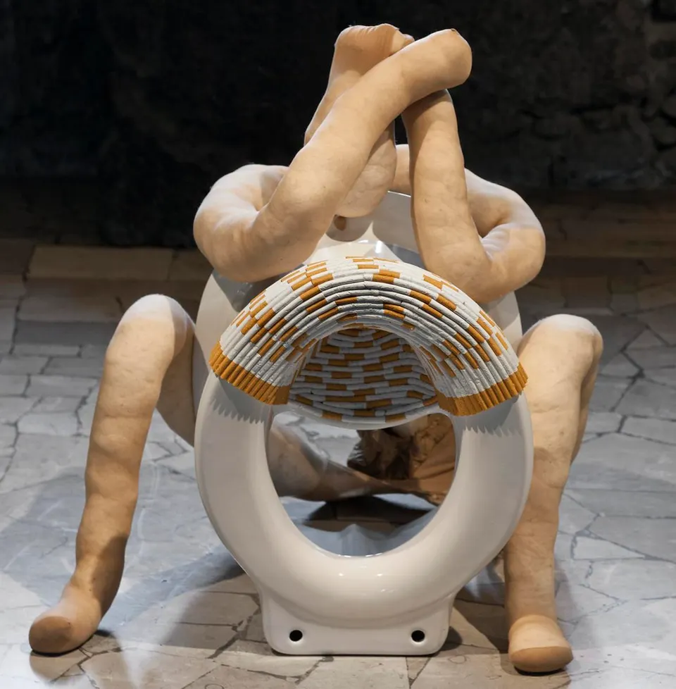 Sarah Lucas, comunista