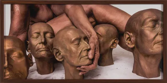 Julie Rrap, Un-Becoming Monuments #10