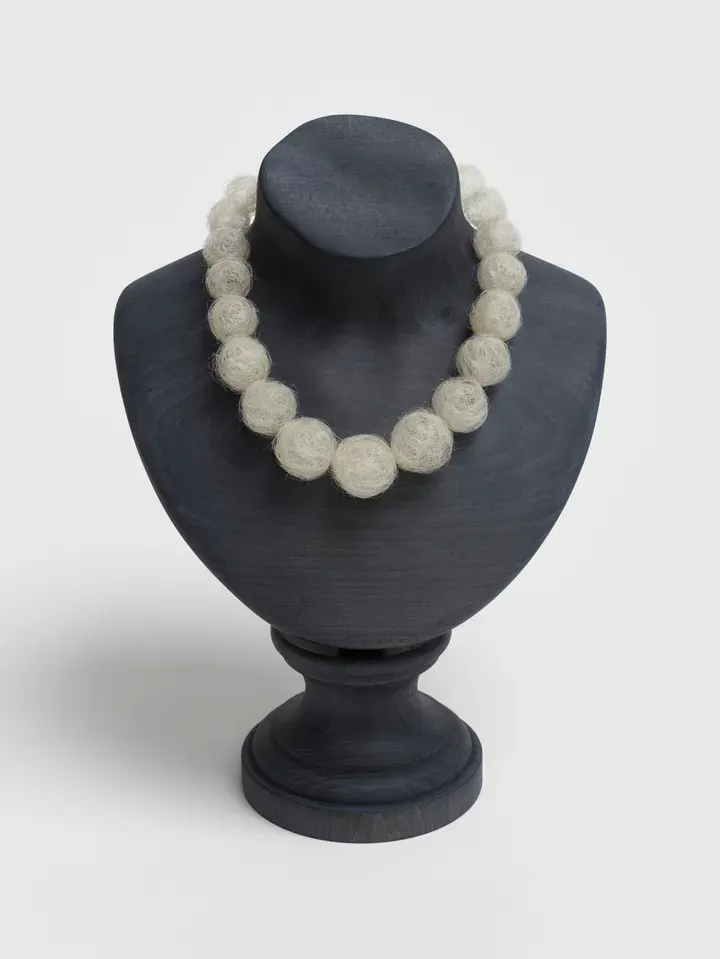 Mona Hatoum, Hair Necklace (silver)