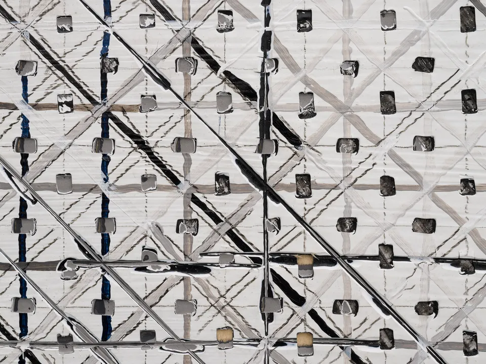 Ding Yi, Appearance of Crosses 2025-32 (detail)