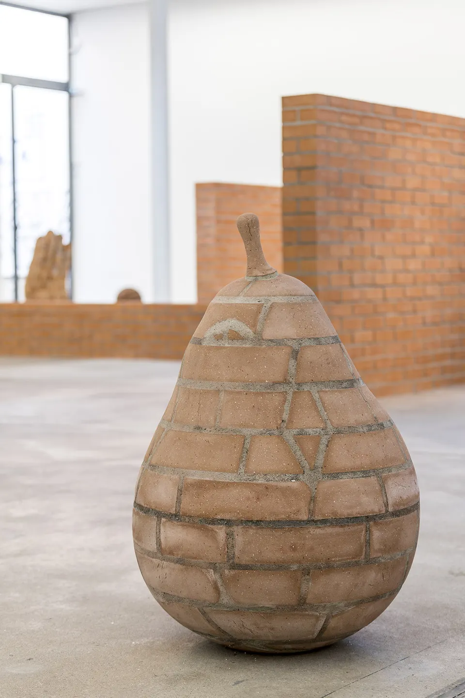Judith Hopf, pear (birne)