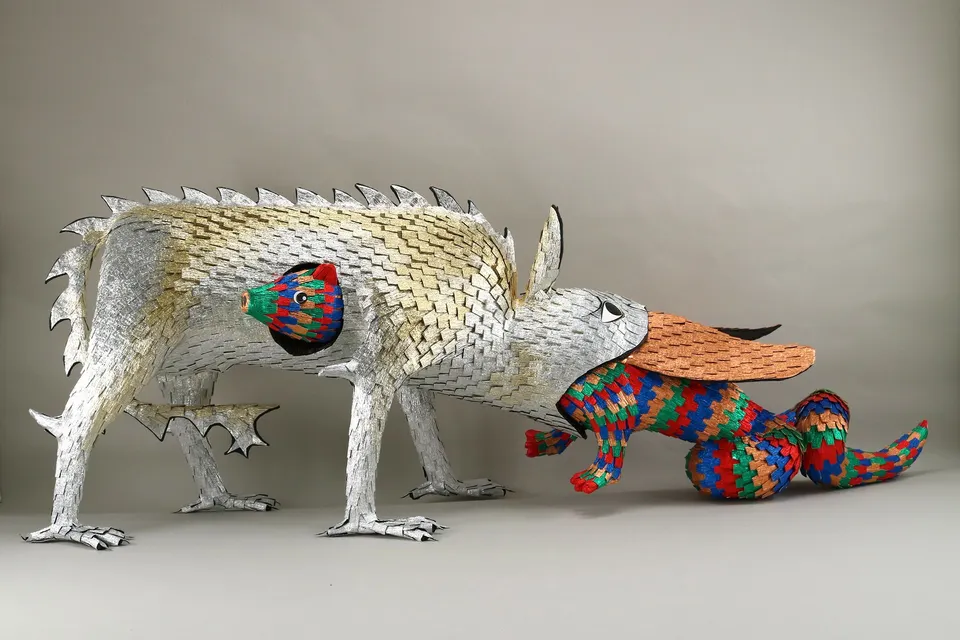 Roberto Benavidez, Illuminated Piñata No. 12, Crocodile & Hydrus