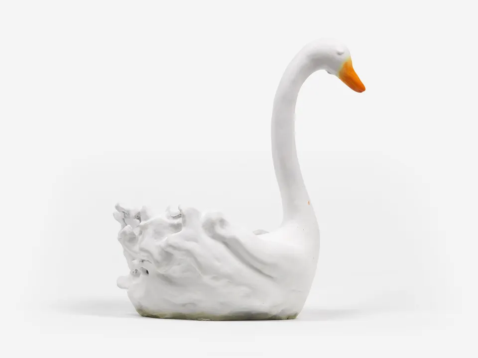 Urs Fischer, White Swan