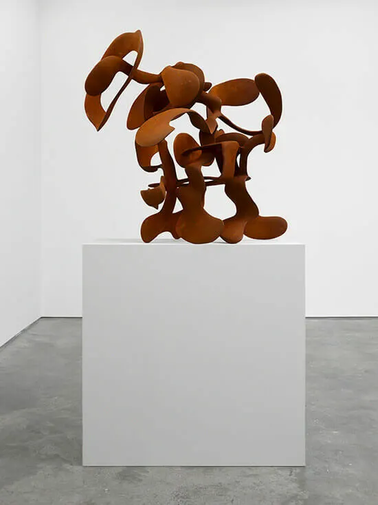 Tony Cragg, Hedge