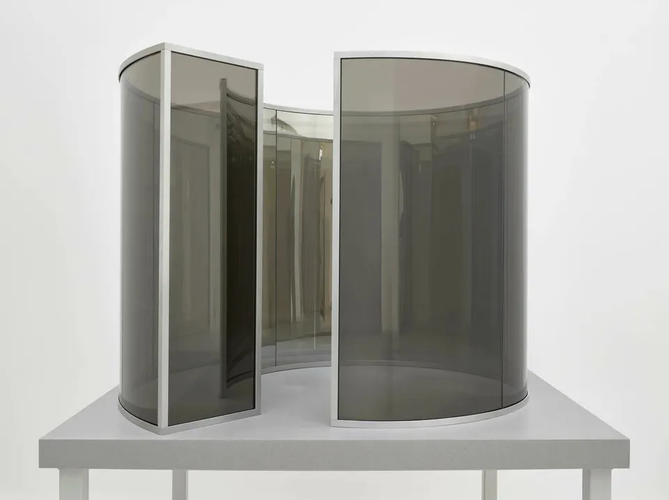 Dan Graham, Whirligig