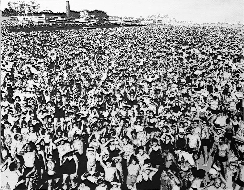 Vik Muniz, pictures of paper: crowd at coney island, 89º, they came early and they stayed late, july 1940, after weegee