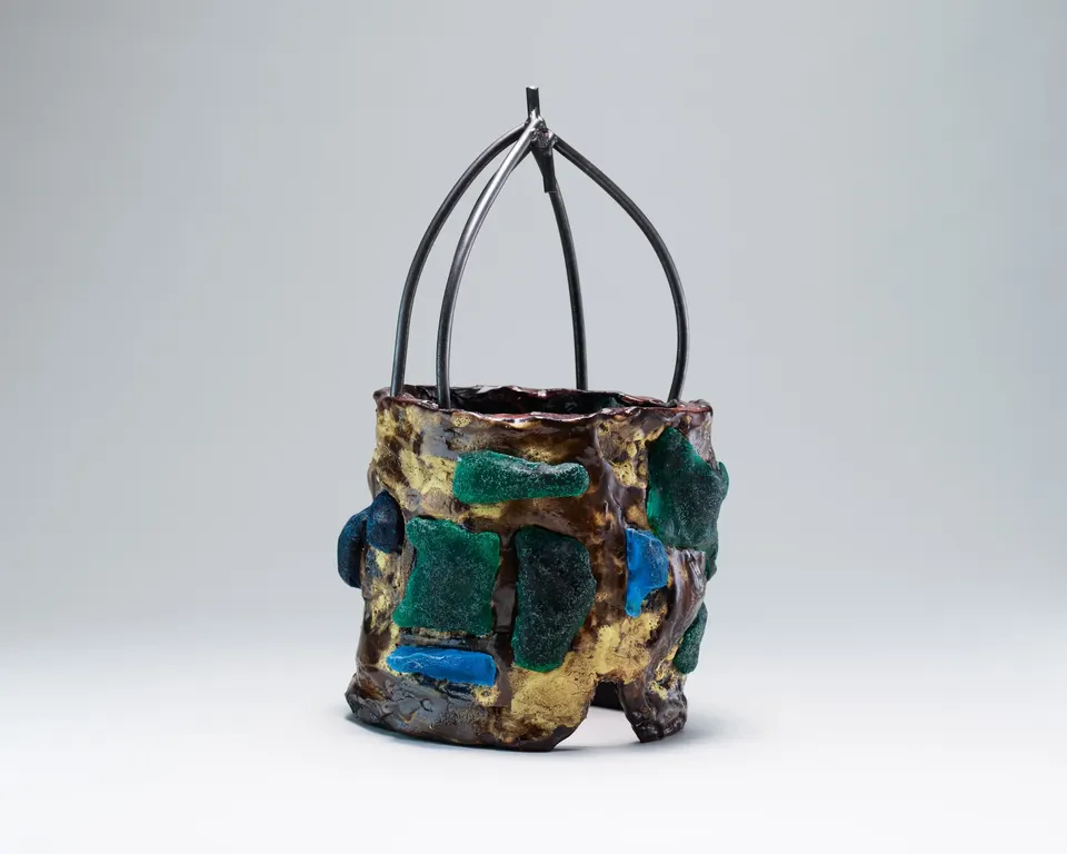 Sahar Khoury, Untitled (Brown/yellow crown)