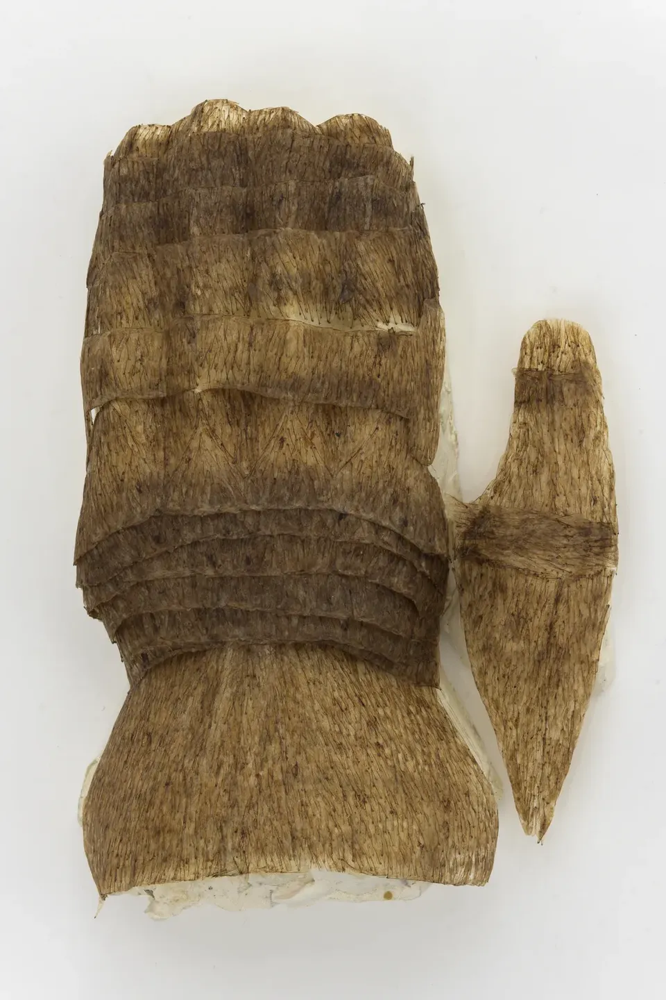 Patrick Neu, Sans titre (gantelet d'armure)
