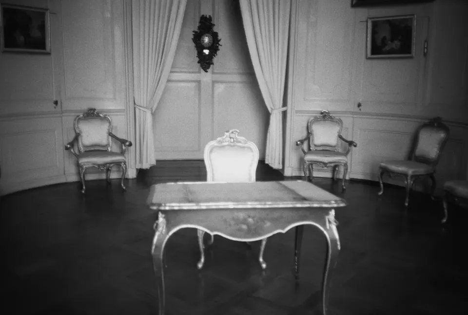 Angela Grauerholz, Voltaire’s Study 1/3