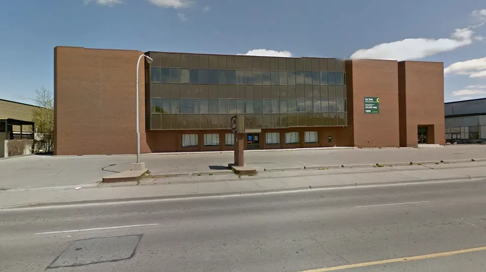 Scott McFarland, Silvano Color Lab Ltd, 355 Weston Road, York, ON, April 2012